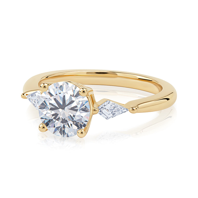 4P Trilogy Kites — 1.53ct Round Brilliant in 18ct Yellow Gold